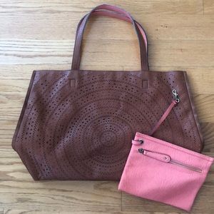 STREET LEVEL reversible faux leather tote